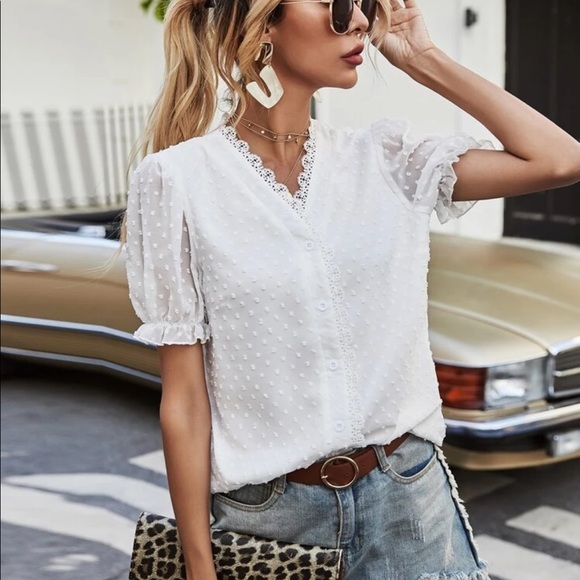 Boho Swiss dot lace contrast V neck blouse - Picture 6 of 6